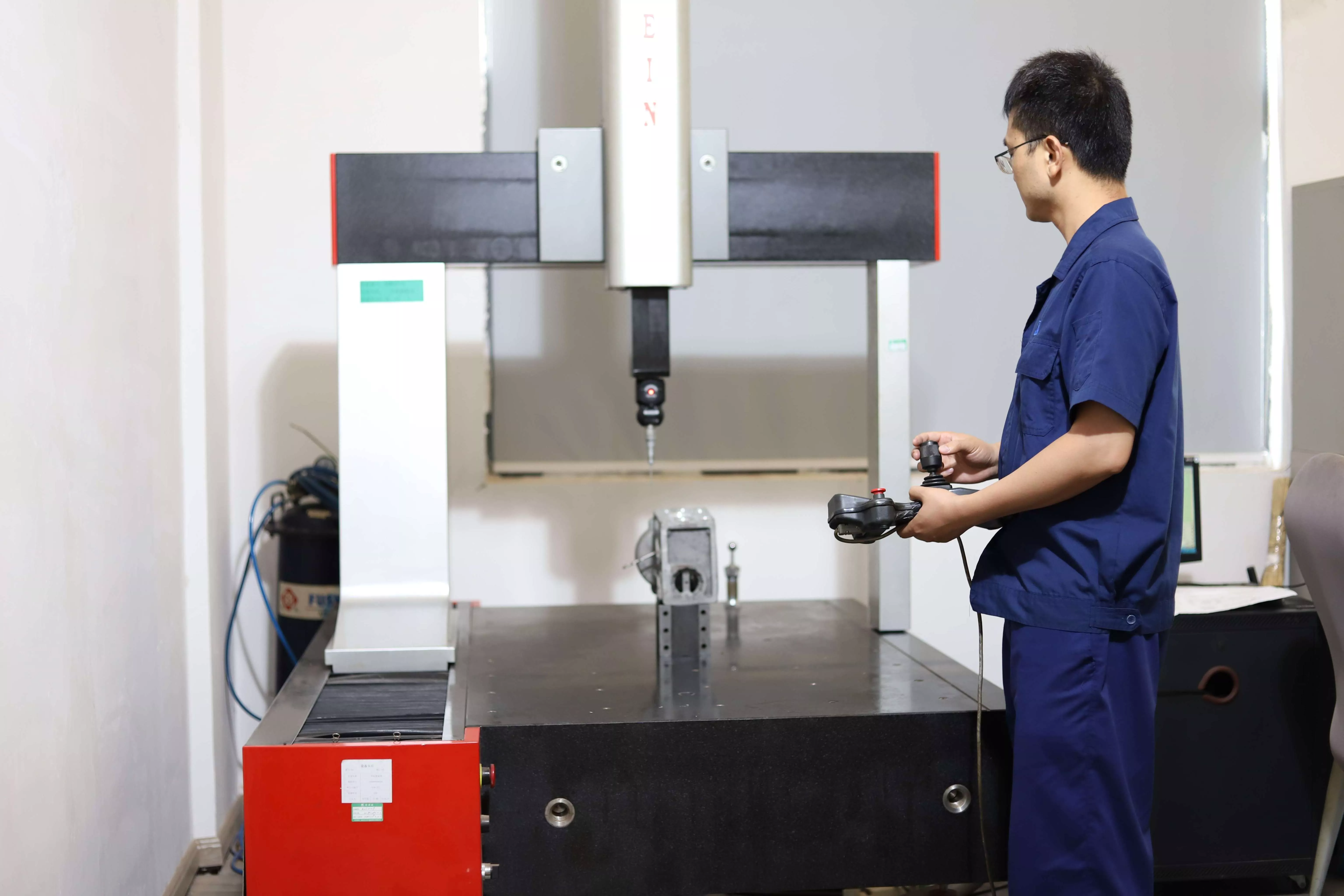 Three-coordinate inspection